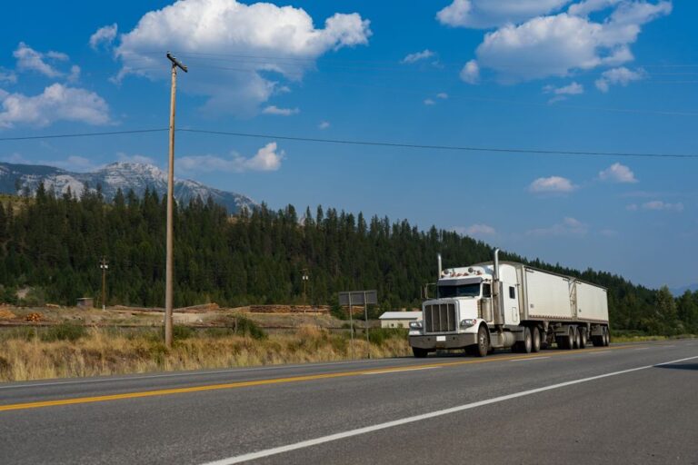 トラック保険